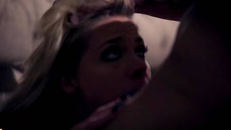 Приютил несчастную подругу и страстно её трахнул