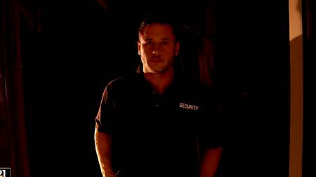 Отчим занимается воспитанием - трахает двух падчериц