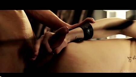 Секретарша в корсете хочет, чтобы бос над ней доминировал и трахал