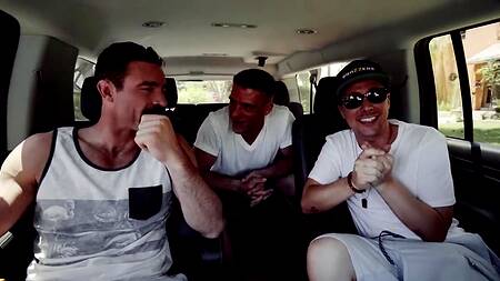 Красивые актрисы на шоу от браззерс устраивают лесбийскую оргию