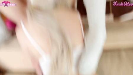 Молодые русские телки расплатились натурой с доставщиком пиццы