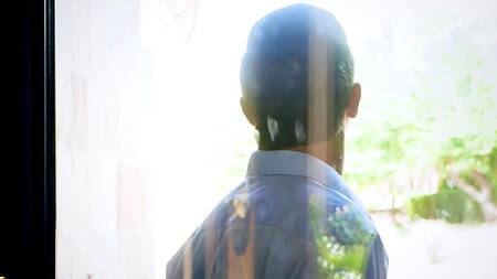 Милфа пригласила на обед и соблазнила на жесткий секс