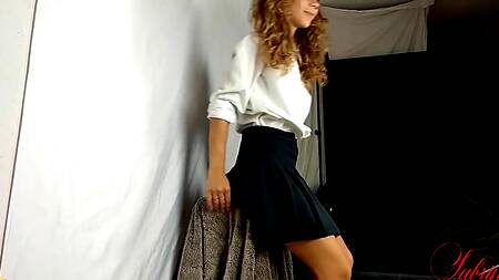 Милая студентка забила на учебу и пришла на порно кастинг