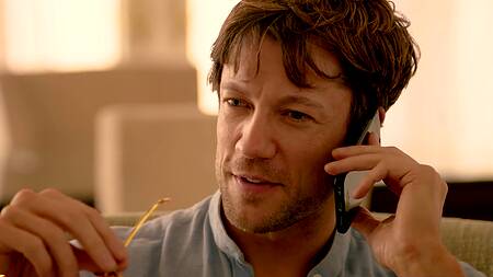 Красотка в красном белье и её первое двойное проникновение