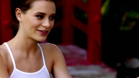 Если тренерша лесбиянка, то будет однополый секс