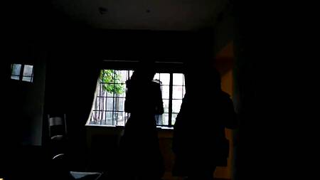 Парень после съемок в игре престолов трахает двух телок