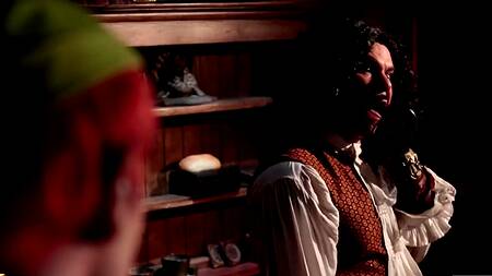 Питер Пэн попадает в сказочную страну и ебет там телок