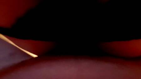 Пихарь сношает в попу подругу в сексуальных черных чулках