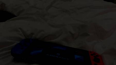 Русский пацан наслаждается сексом втроем с хорошенькими сучками