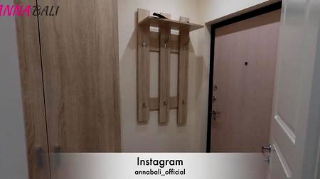 Русская телочка расплатилась с таксистом незабываемым сексом