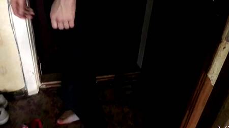 Попили чайку и приступили к бурному сексу на кухне