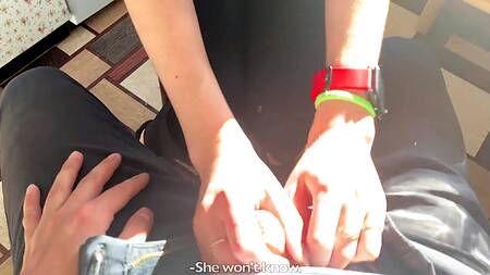 Подсыпал возбудитель и страстно отодрал русскую курьершу