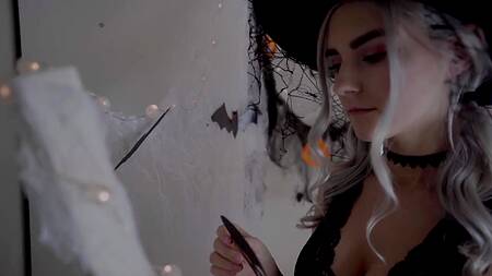 Отымел и кончил на лицо молодой русской блондинке