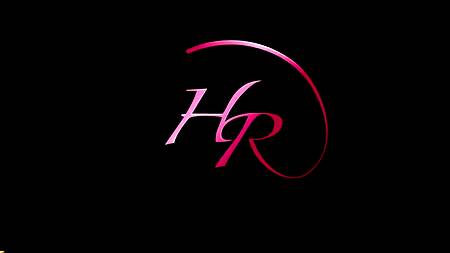 Нежная красотка Adria Rae ласкает киску пальцами