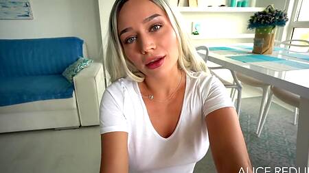 Головокружительный оральный секс от первого лица с шикарной Alice Redlips