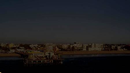 Спасательница после смены анально ебется с богачом