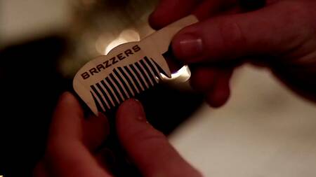 Тренер дрочит на упругую попу чужой жены и трахает её