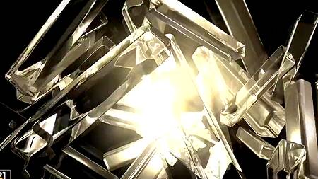 Двух ненасытных милф приходится жестко ебать в попки