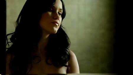 Голая красотка Megan Rain просыпается и хочет заняться сексом