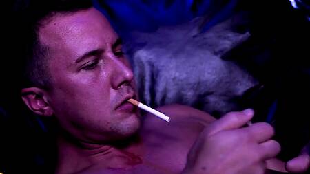 Жаркая стриптизерша анально ублажает щедрого клиента