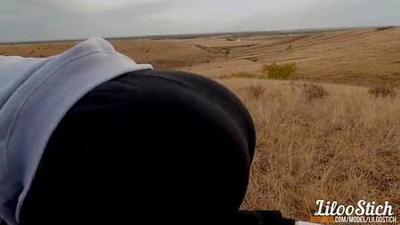 Заплатил русской девушке за секс на природе и остался доволен