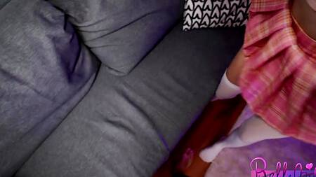 Пацан оприходовал в жопу похотливую русскую сестренку