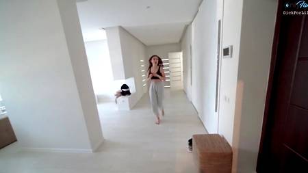 Русская шлюшка изменяет мужу с его лучшим другом от первого лица