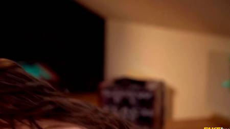 Зрелый мужчина полизал щелку нежно трахнул сучку до оргазма