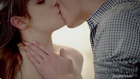 Студентке нравится ум парня и его член