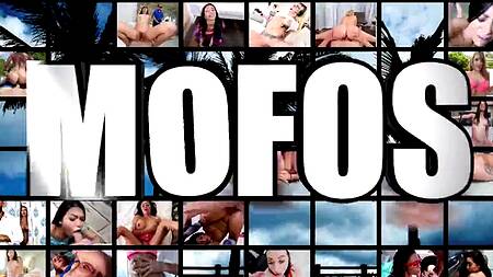 Подруга оказалась воровкой и была грубо выебана