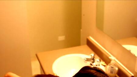 Забрызгал спермой мордашку стройной крале с зачетными титьками