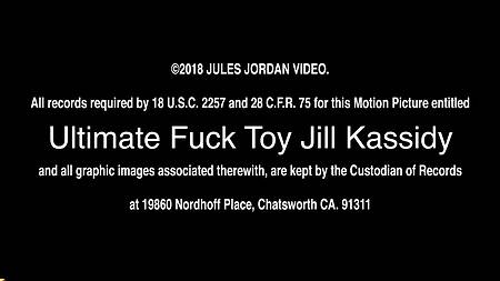 Jill Kassidy любит розовый цвет и жесткую еблю втроем