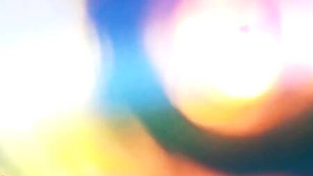 Зрелая латинка пытается развести мужчин на еблю