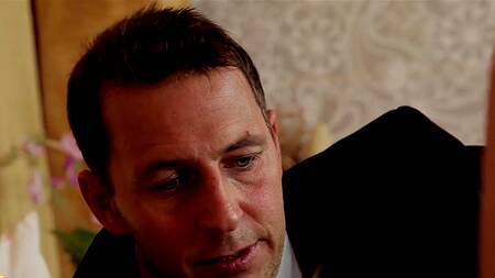 Муж куколд застает жену за еблей с другом