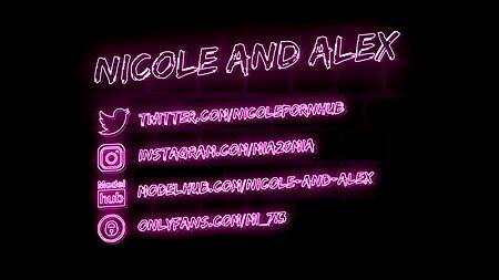 Накаченный русский парень вертит на хую худышку с маленькими сиськами