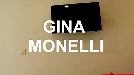 Русская милфа отсасывает стояк парня от первого лица