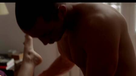 Муж с женой приглашают соседку на секс втроем