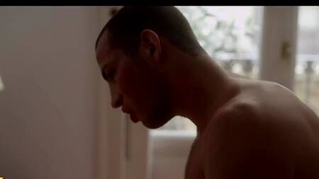 Муж с женой приглашают соседку на секс втроем