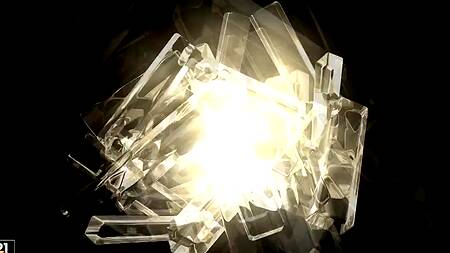 Стройная крошка в черном платье наслаждается аналом