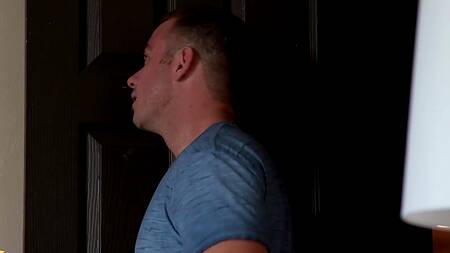 Брюнетка захотела на член, когда друг застал её за мастурбацией