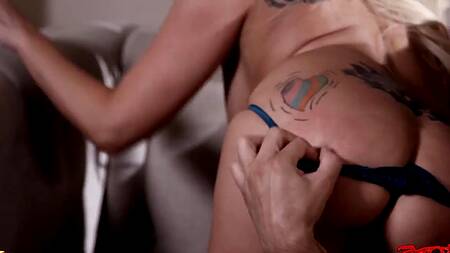 Муж больше любит смотреть, а не трахать