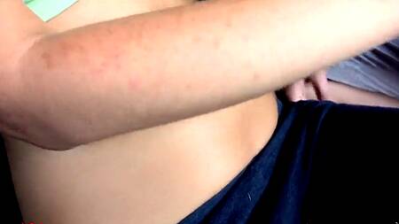 Друзья развели на секс вчетвером двух спортсменок