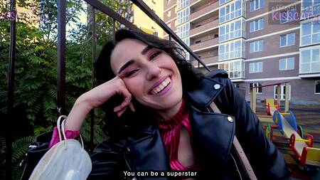 Запикапил и отодрал на улице симпатичную брюнетку