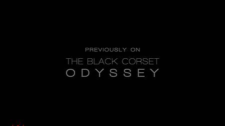 Режиссер фильма после съемок трахает красивую актрису