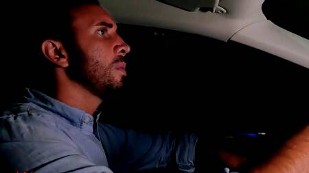 Стриптизерша в красном белье отдается постоянному клиенту