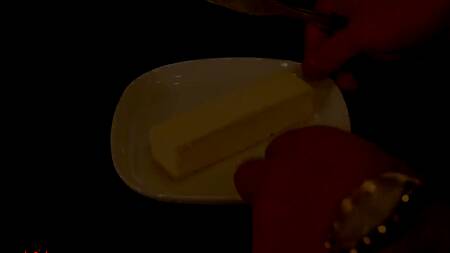 Приготовил падчерице завтрак и вылизал её упругую попку