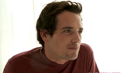 Сводная сестра не знала, что сбрасывает нюдсы брату