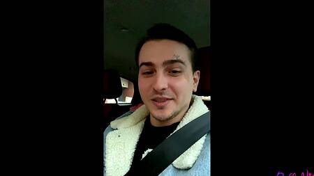 Полизал писю стройной блондинке и нежно трахнул в узенький анал