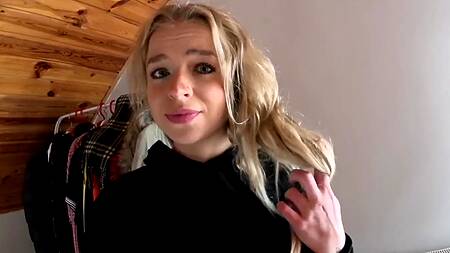 Заплатил русской блондинке за секс и не разочаровался