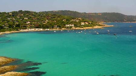 Шикарная бизнесвумен совращает чистильщика бассейна